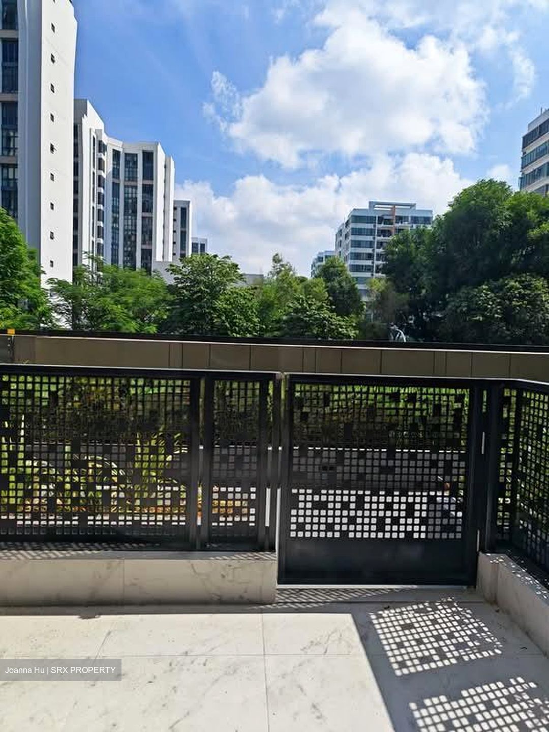 Tanah Merah Kechil Link (D16), Condominium #583270371